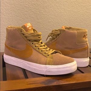 Nike SB Oski corduroy high top sneaker